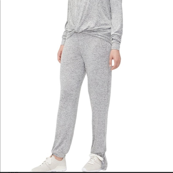 UGG loungewear 2piece Gable set - Picture 1 of 3